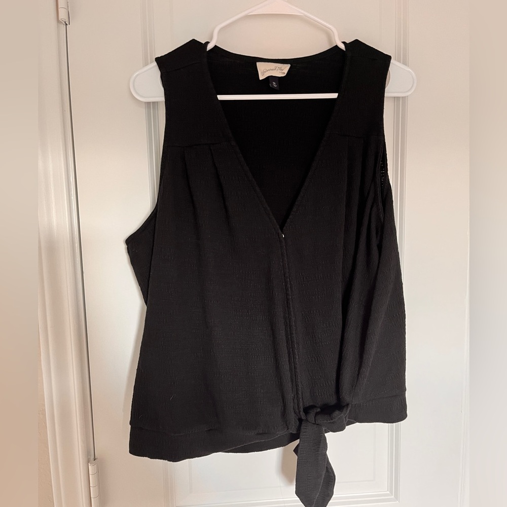 USED, Universal Thread Sleeveless Top